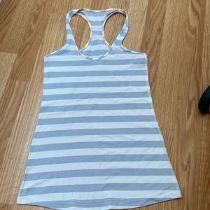 Lululemon Tank top, size 6, EUC